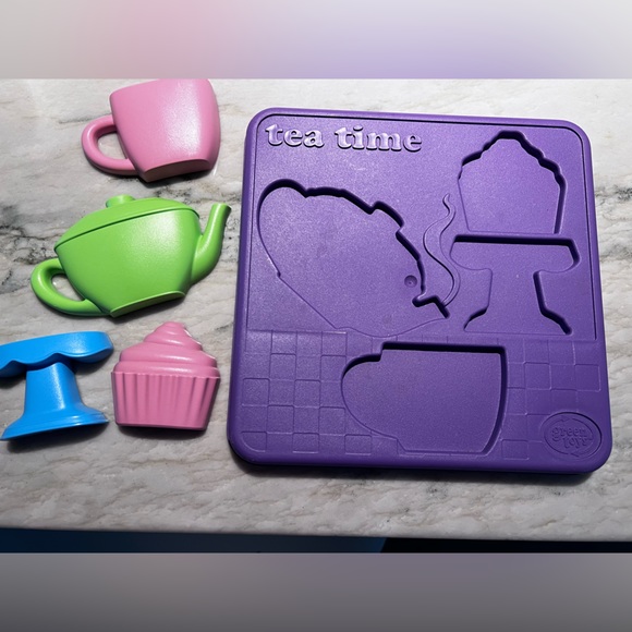 Green Toys “Tea Time” puzzle for babies and toddlers. - Picture 2 of 2